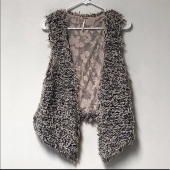 Free People Lace Lined Shag Carpet Vest Sze Medium - Picture 1 of 8